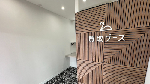 店舗内入口