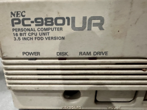 NECのパソコンPC-9801UR
