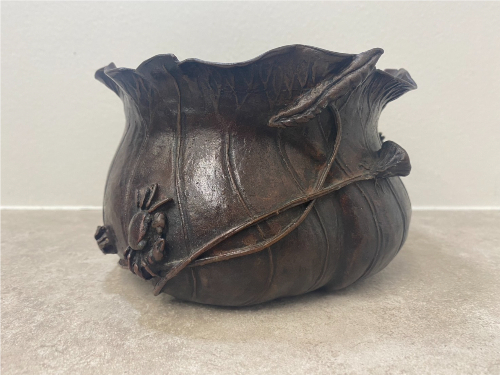 本間琢磨の蟹図建水1